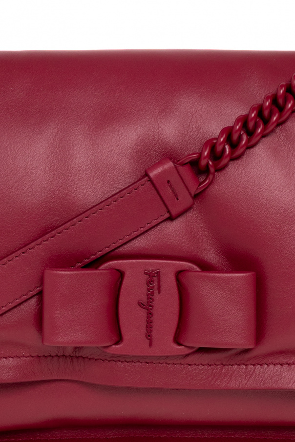 VIPセール【関税込み】SALVATORE FERRAGAMO VIVA BOW バッグ SALVATORE FERRAGAMO Viva Bow Padded Black Leather Shoulder